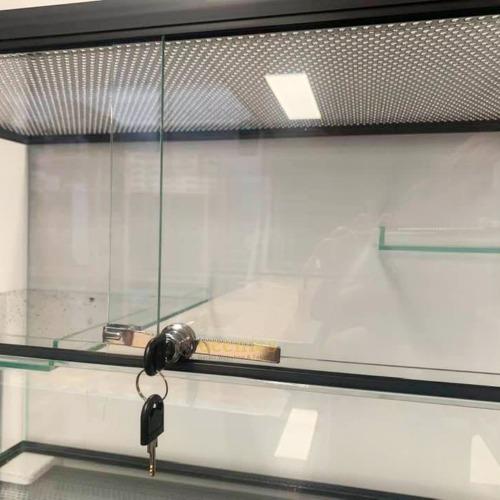 Terrariumslot voor schuifruiten